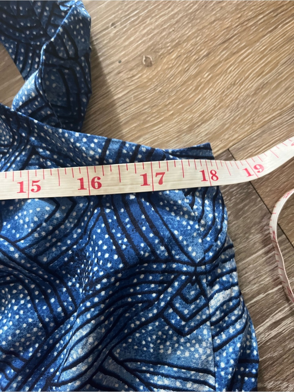 NWT Reitmans Blue Batik Print Halter Neck Midi Dress Large - Picture 8 of 9
